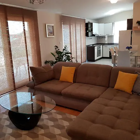 Apartman Marino Apartment
