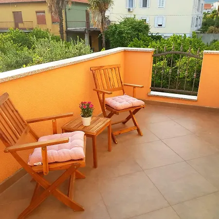 Apartment Apartman Marino